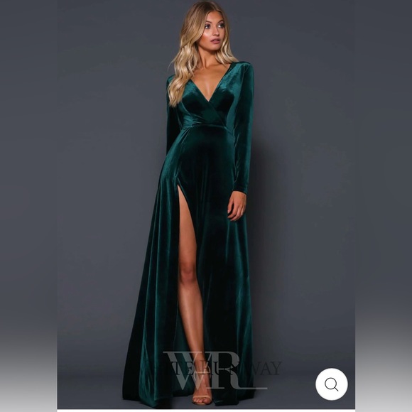 Elle Zeitoune Dresses & Skirts - Elle Zeitoune Emerald Green Fontaine Gown (Retails: $369.55)